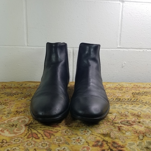 Aquatalia black leather chelsea boots main image 12